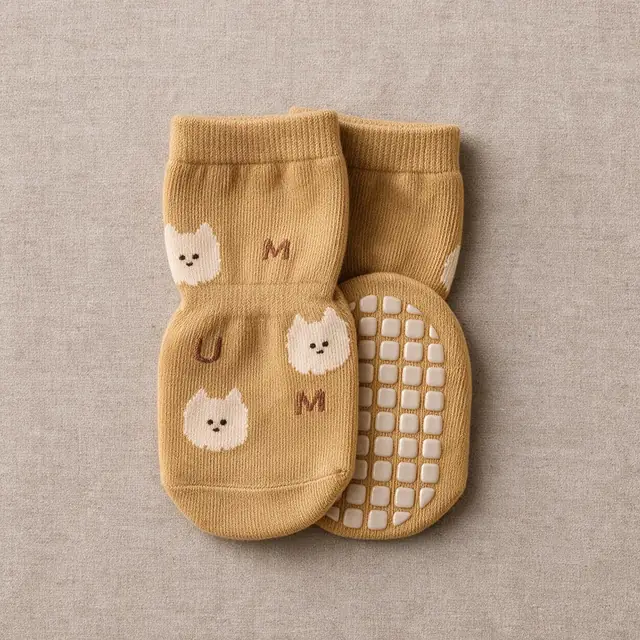 Nursery Cat Socks