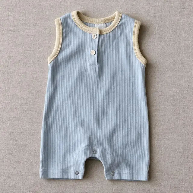 Light Blue Boxer Climb