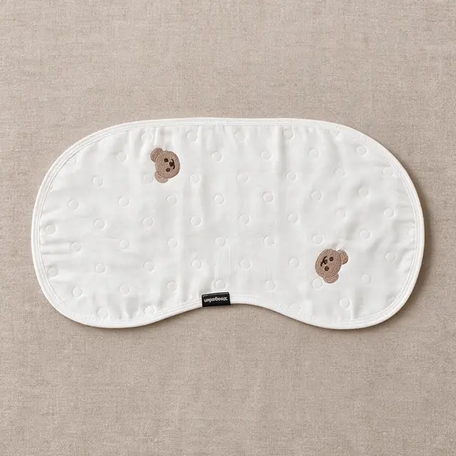Bramble Bear Bib