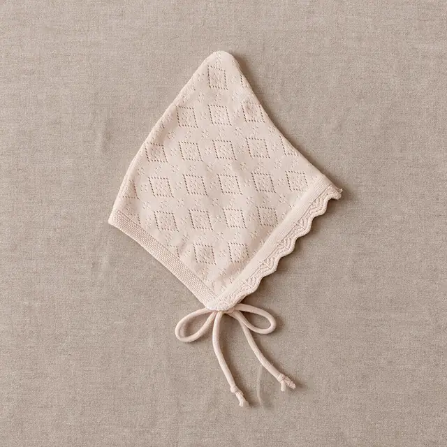 Lattice Scallop Bonnet
