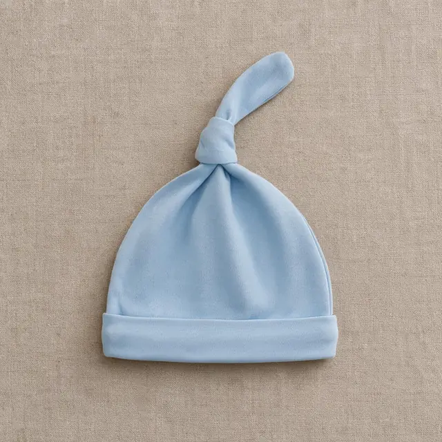 Turned-Up Knot Hat