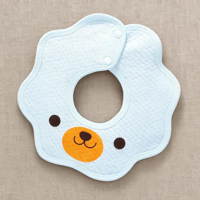 Shell-Edge Face Bib
